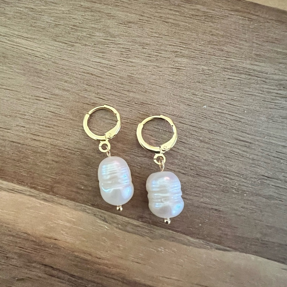 Pearl earrings